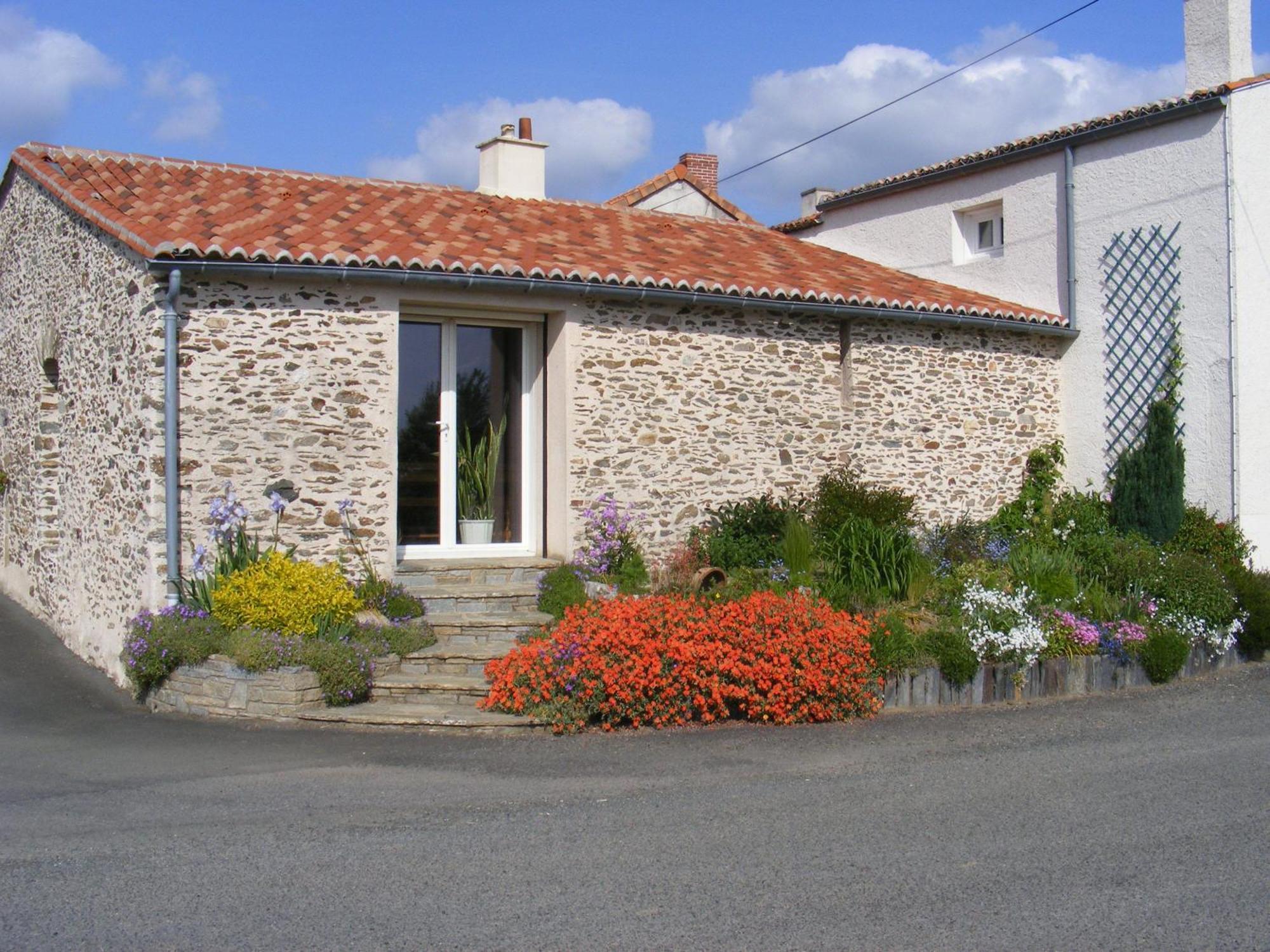 Chambres D'Hotes Vignes Et Loire Drain エクステリア 写真